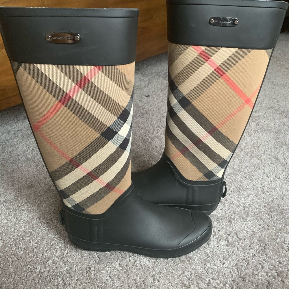Burberry rain boots